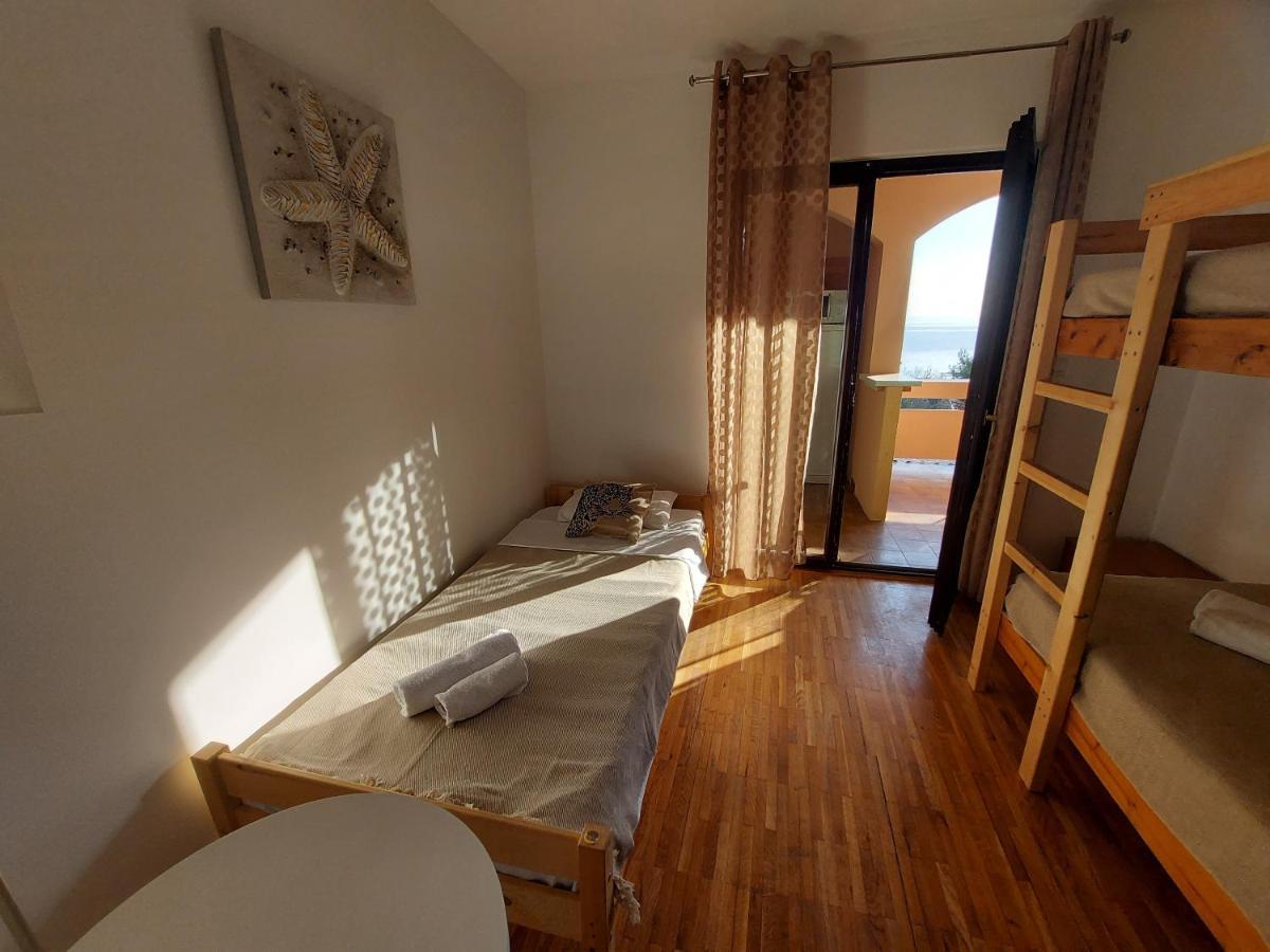 Villa Matea - วีร์ ภายนอก รูปภาพ