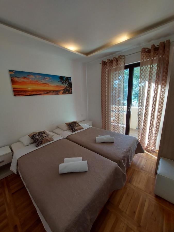 Villa Matea - วีร์ ภายนอก รูปภาพ