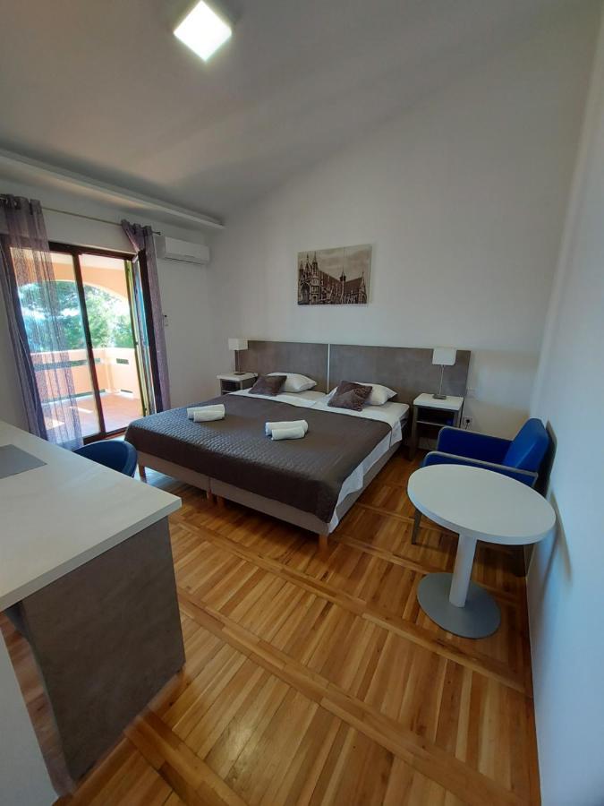 Villa Matea - วีร์ ภายนอก รูปภาพ