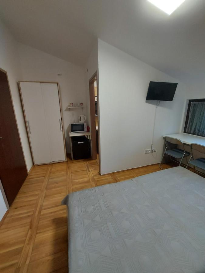 Villa Matea - วีร์ ภายนอก รูปภาพ