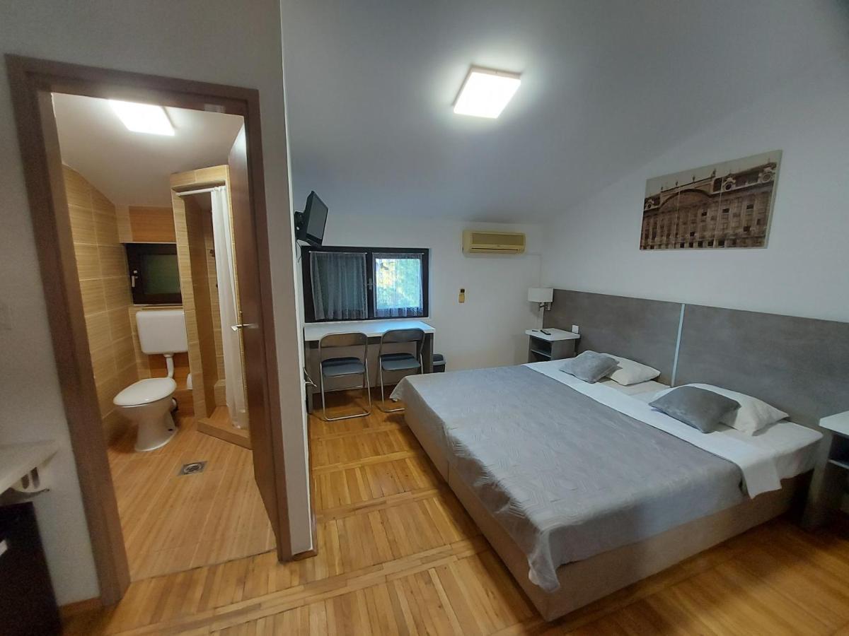 Villa Matea - วีร์ ภายนอก รูปภาพ