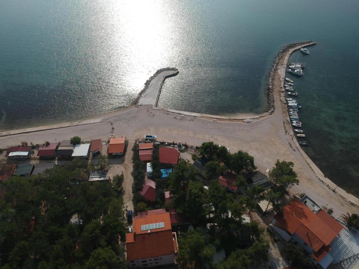 Villa Matea - วีร์ ภายนอก รูปภาพ