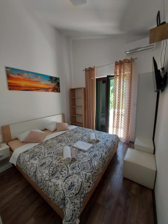 Villa Matea - วีร์ ภายนอก รูปภาพ
