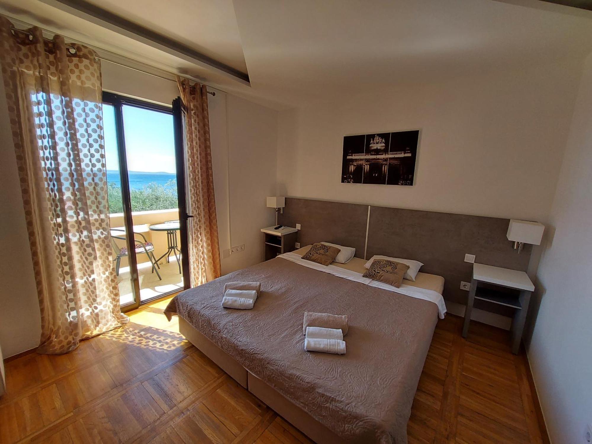 Villa Matea - วีร์ ภายนอก รูปภาพ
